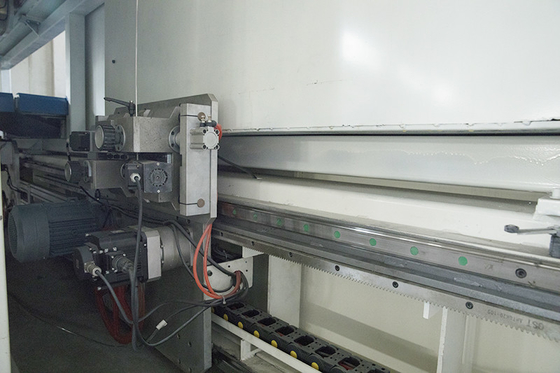 DT R2012VH CNC آلة قطع الإسفنج الأشكال ثلاثية الأبعاد للرغوة المرنة