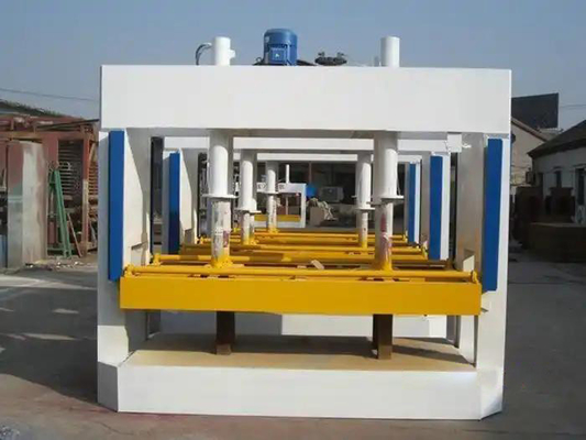 الصين الماكينة الهيدروليكية للضغط البارد للباب الخشبي جعل 50 طن 1250 * 1500mm