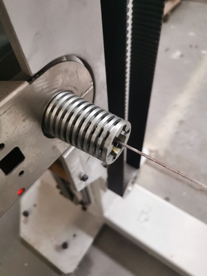 CNC الأفقي التذبذب الشفرة شفرة الشفرة قطع آلة للإسفنج و PU مرنة مع الحزام الطاولة الدوارة