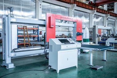 CNC أفقي وعمودي PVC آلة تصنيع الأنابيب ، آلة قطع الأنابيب السيارات