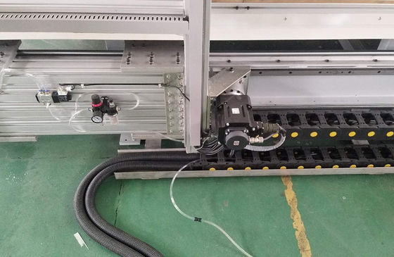 مواد البناء Rock Wool CNC Contour Cutter DTC-F2012 للصناعة 1.5 مم