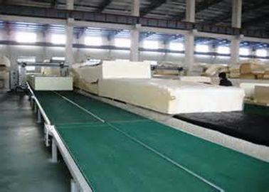 اللاتكس الإسفنج التلقائي CNC كفاف آلة قطع مع طويل المنضدة